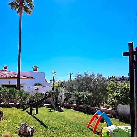 Casa Da Mae * Salir