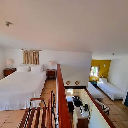 Casa Da Mae Lodge Salir